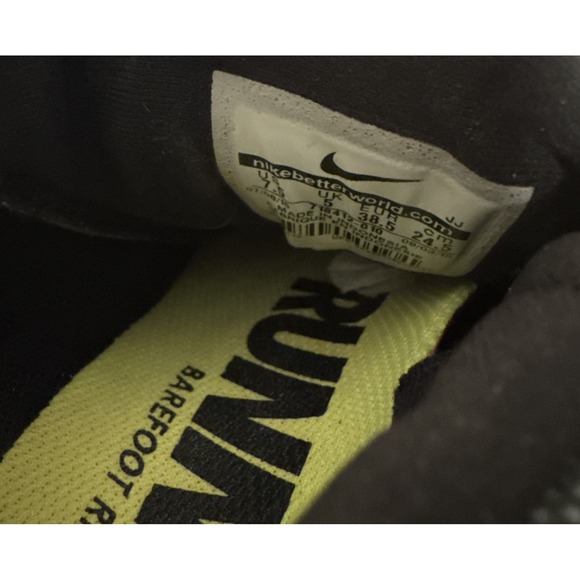 WOMENS 7.5 NIKE FREE 4.0 FLYKNIT RUNNING SHOES BLACK WHITE ACTIVEWEAR - Picture 4 of 5